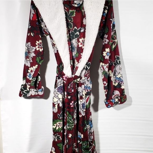 Vera Bradley Soft Fleece Hooded Robe - Picture 3 of 7